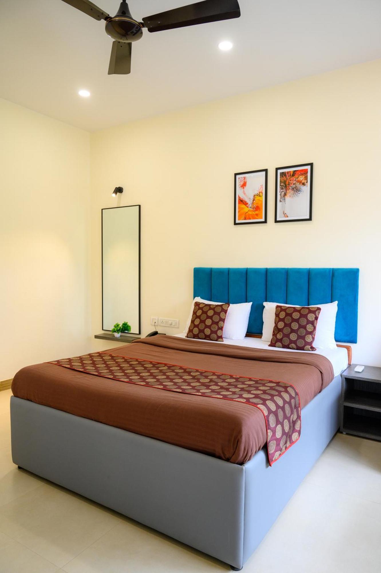 Girivihar Holiday Club - Pure Veg Лонавала Экстерьер фото