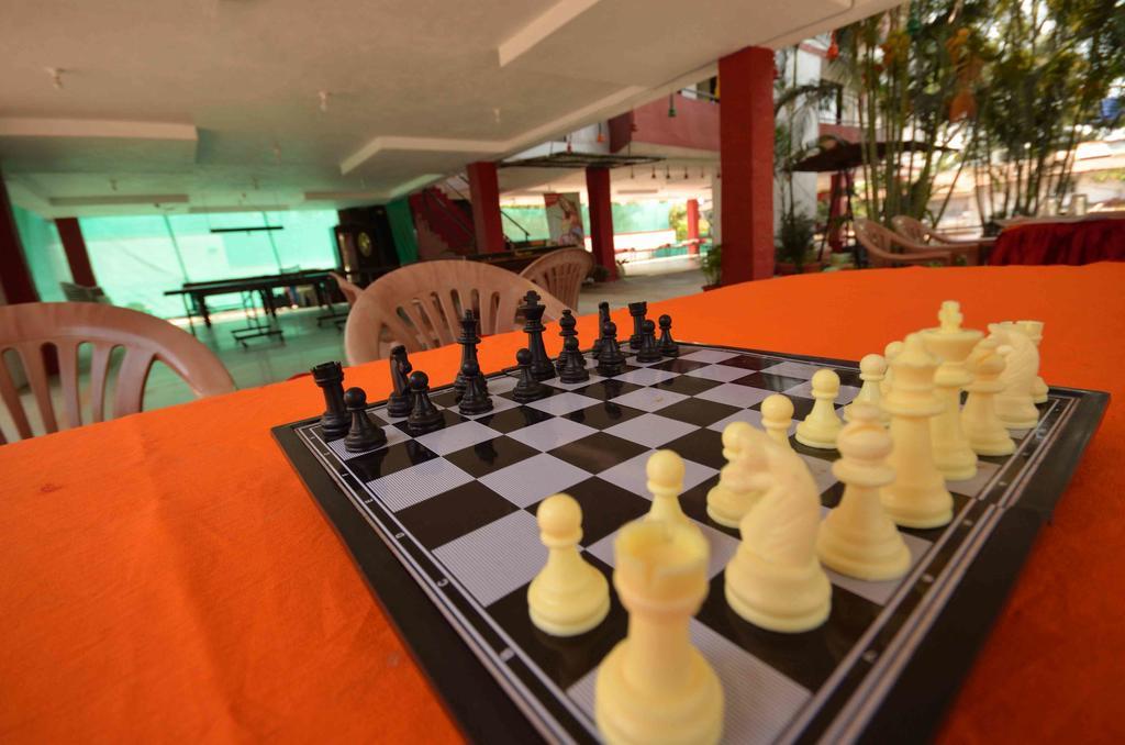 Girivihar Holiday Club - Pure Veg Лонавала Экстерьер фото